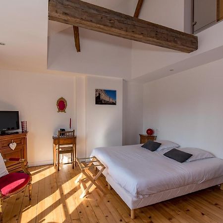 Chambre D'Hotes Les Cles Des Places Арас Екстериор снимка