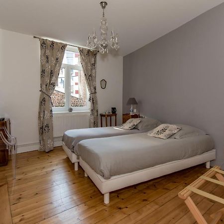Chambre D'Hotes Les Cles Des Places Арас Екстериор снимка