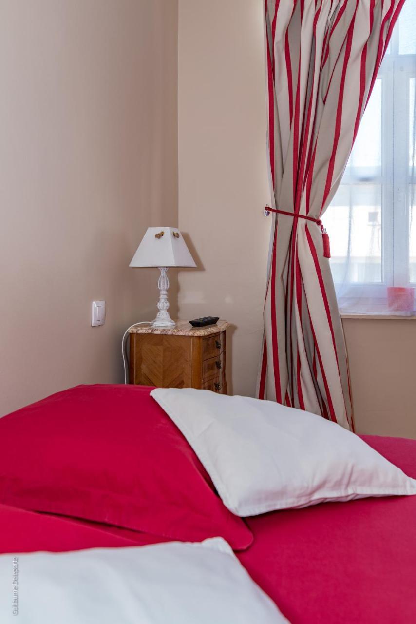 Chambre D'Hotes Les Cles Des Places Арас Екстериор снимка